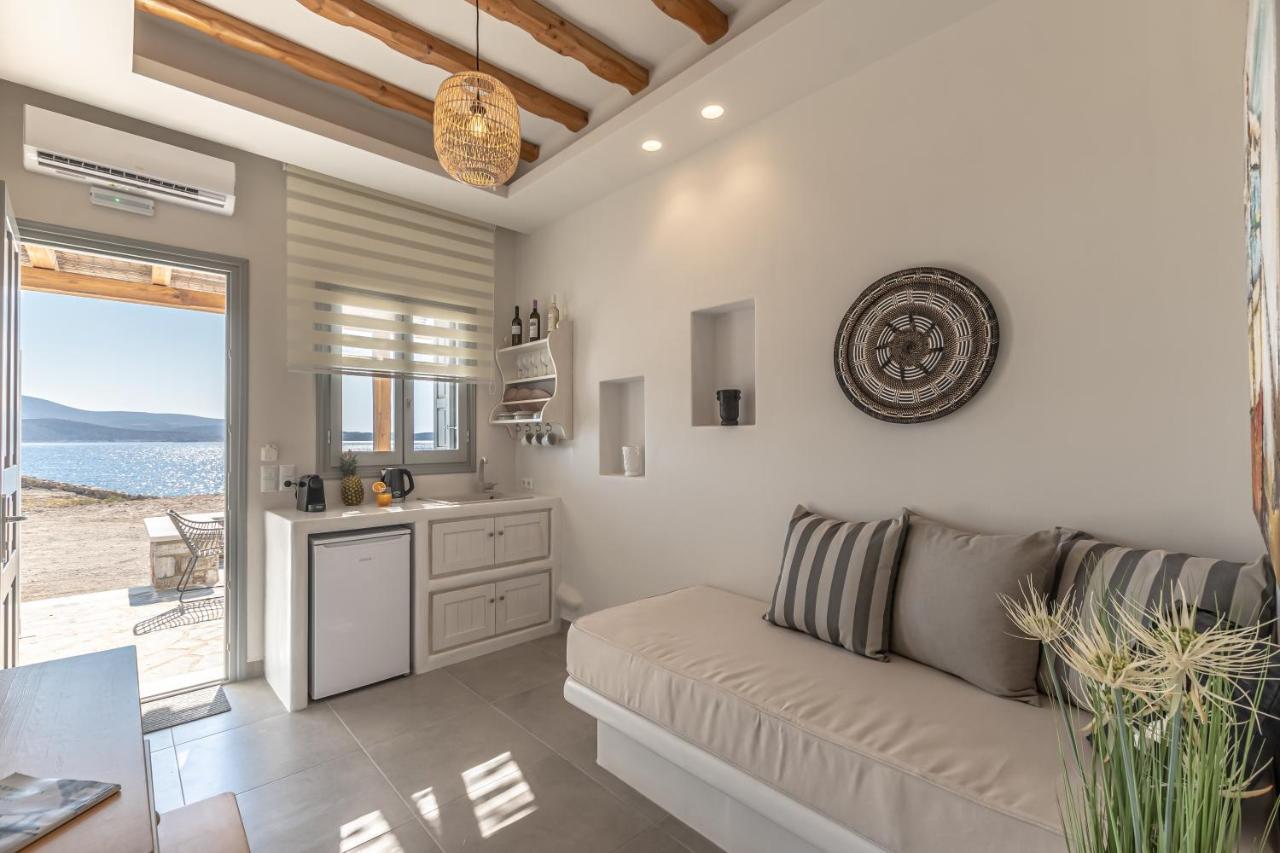 Porto Dema Luxury Suites Schoinoussa Exteriér fotografie