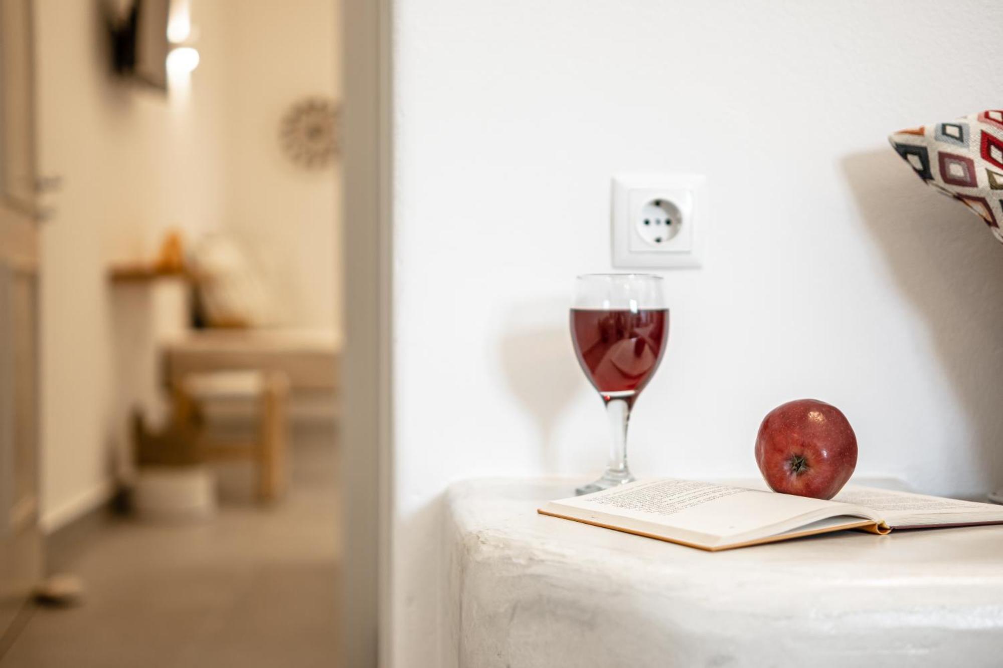 Porto Dema Luxury Suites Schoinoussa Exteriér fotografie