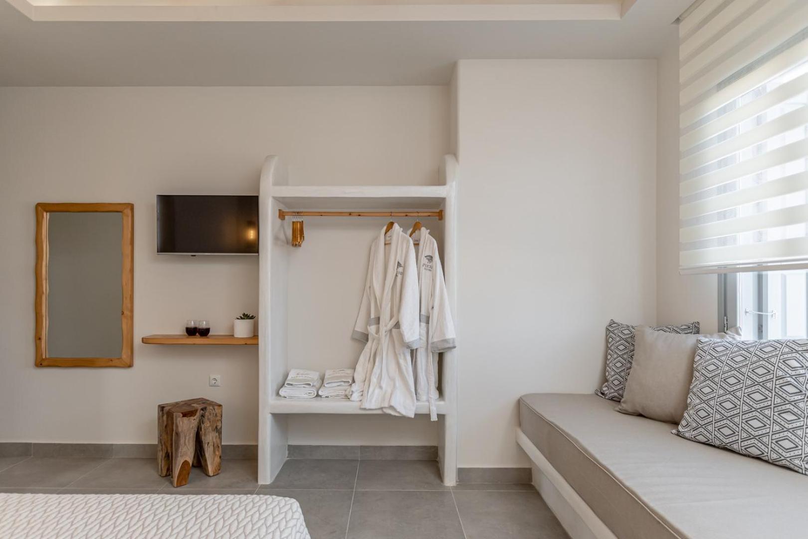 Porto Dema Luxury Suites Schoinoussa Exteriér fotografie