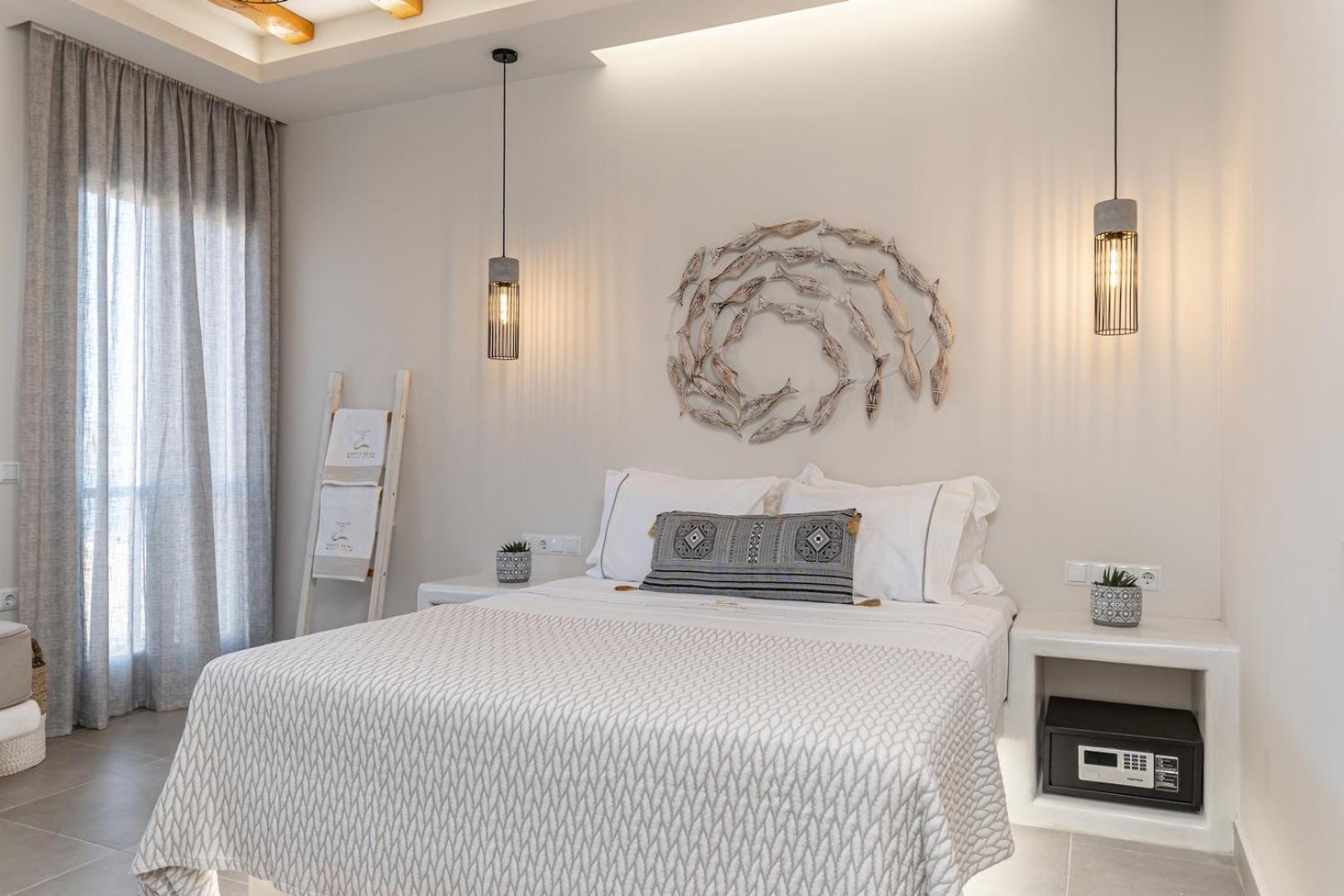 Porto Dema Luxury Suites Schoinoussa Exteriér fotografie