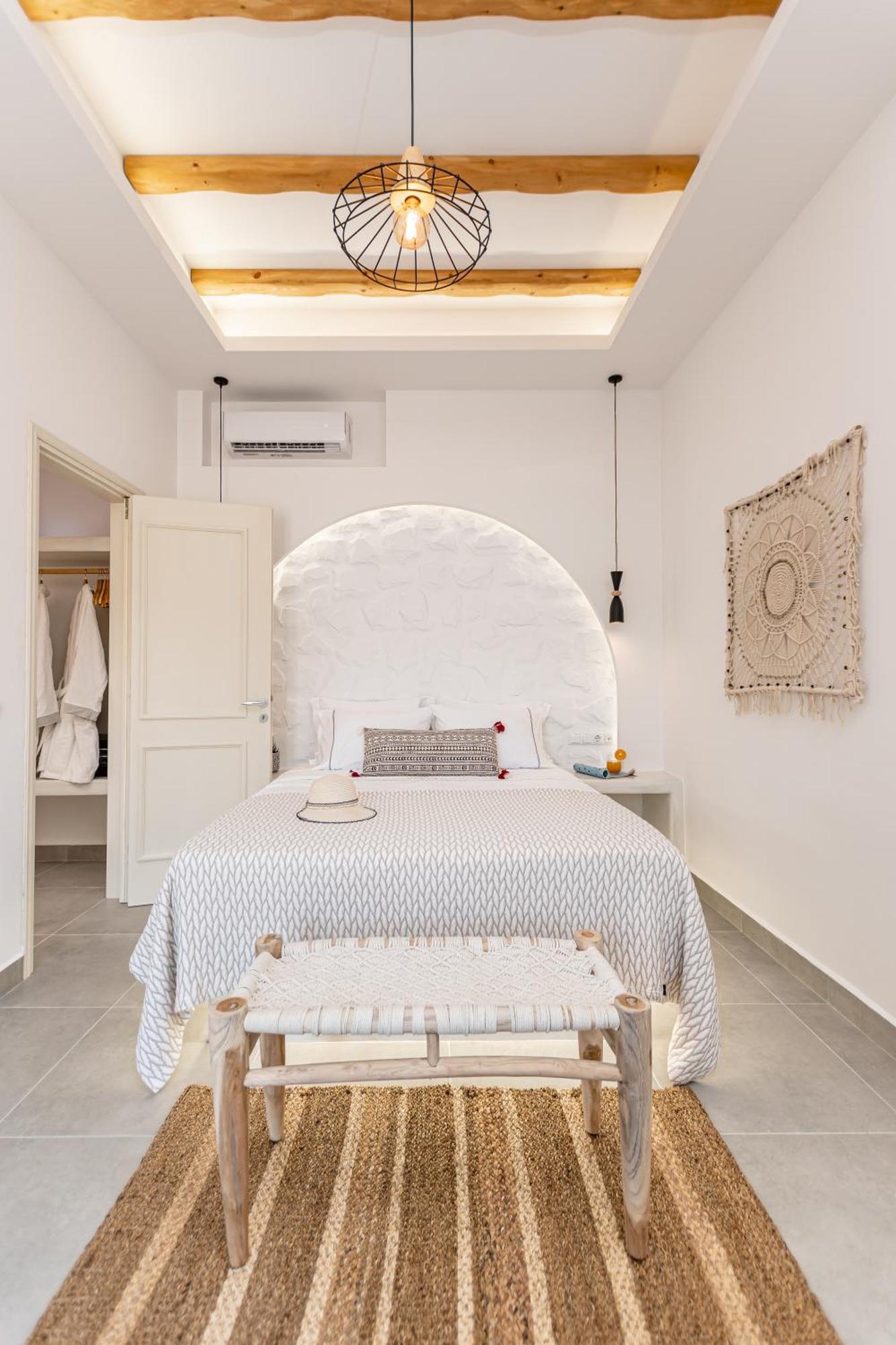 Porto Dema Luxury Suites Schoinoussa Exteriér fotografie