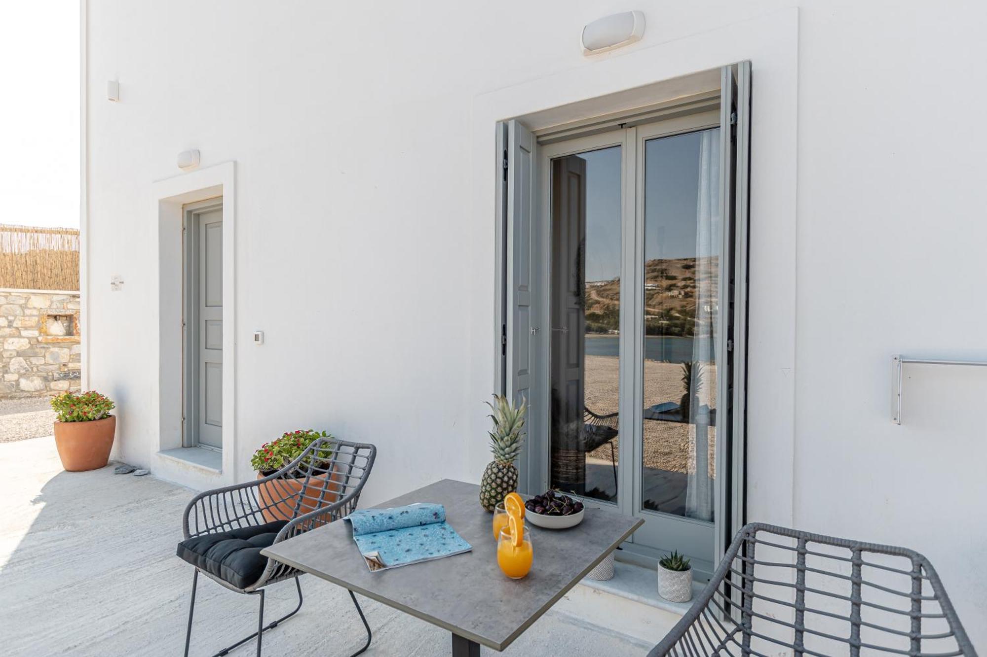 Porto Dema Luxury Suites Schoinoussa Exteriér fotografie