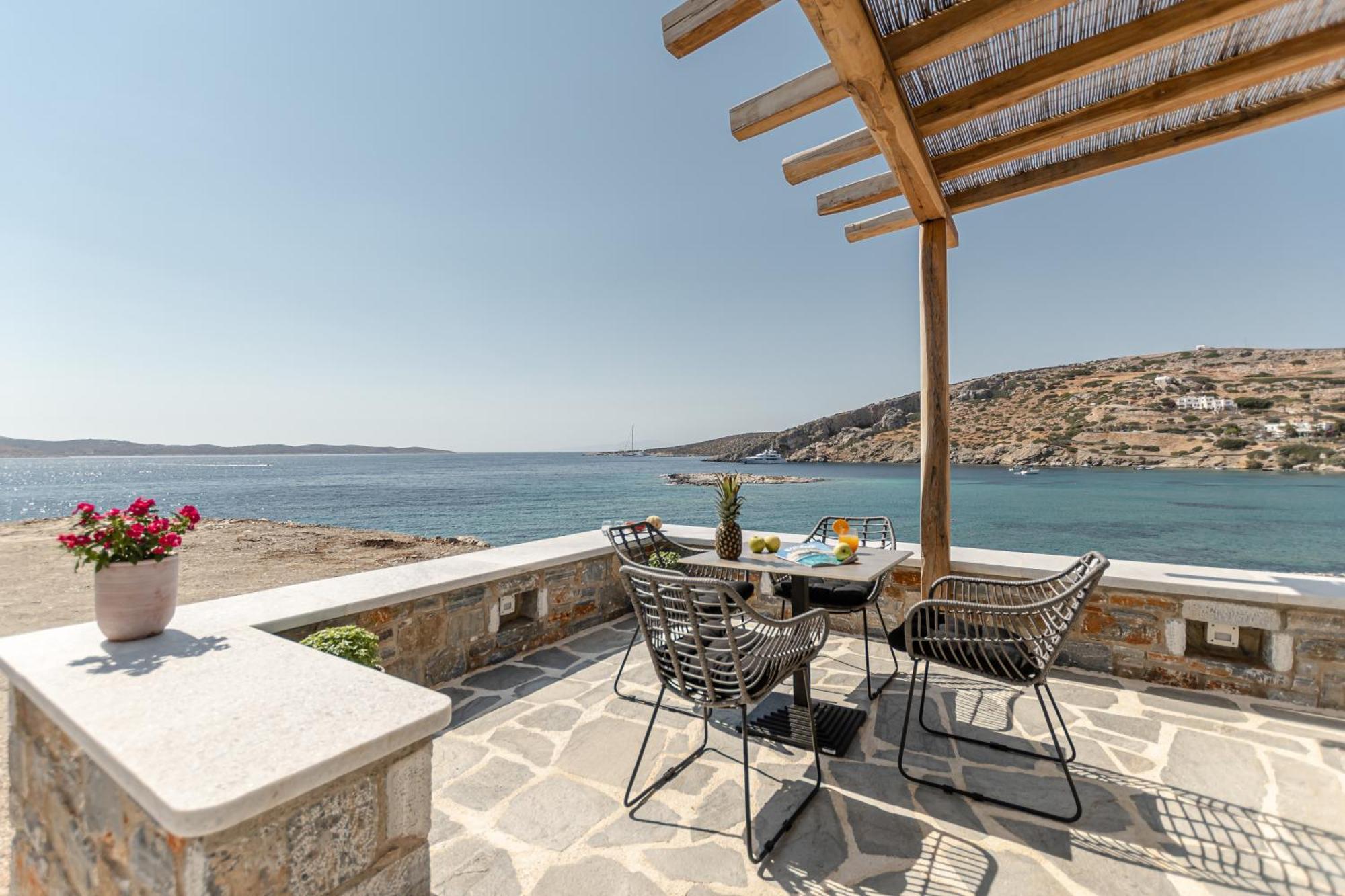 Porto Dema Luxury Suites Schoinoussa Exteriér fotografie